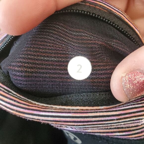 Lululemon Run: Shorty Short  Black / Wee Are From - Picture 4 of 5